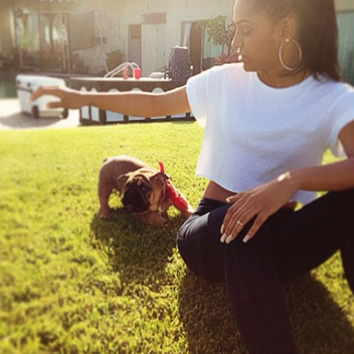  Blair Pena, Rihanna, Chris Brown